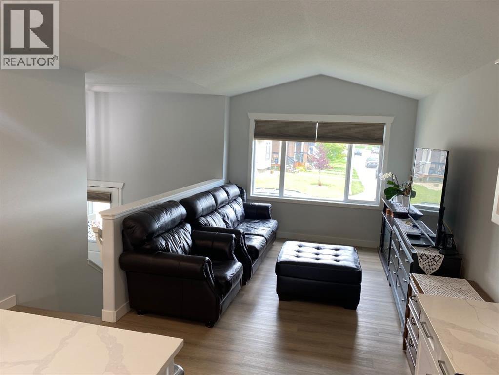 7401 44 Avenue - Image 12