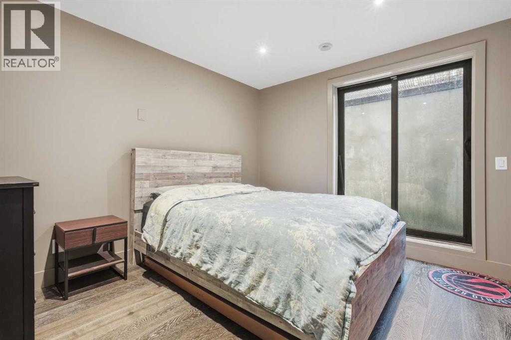 615 Crescent Boulevard SW - 37