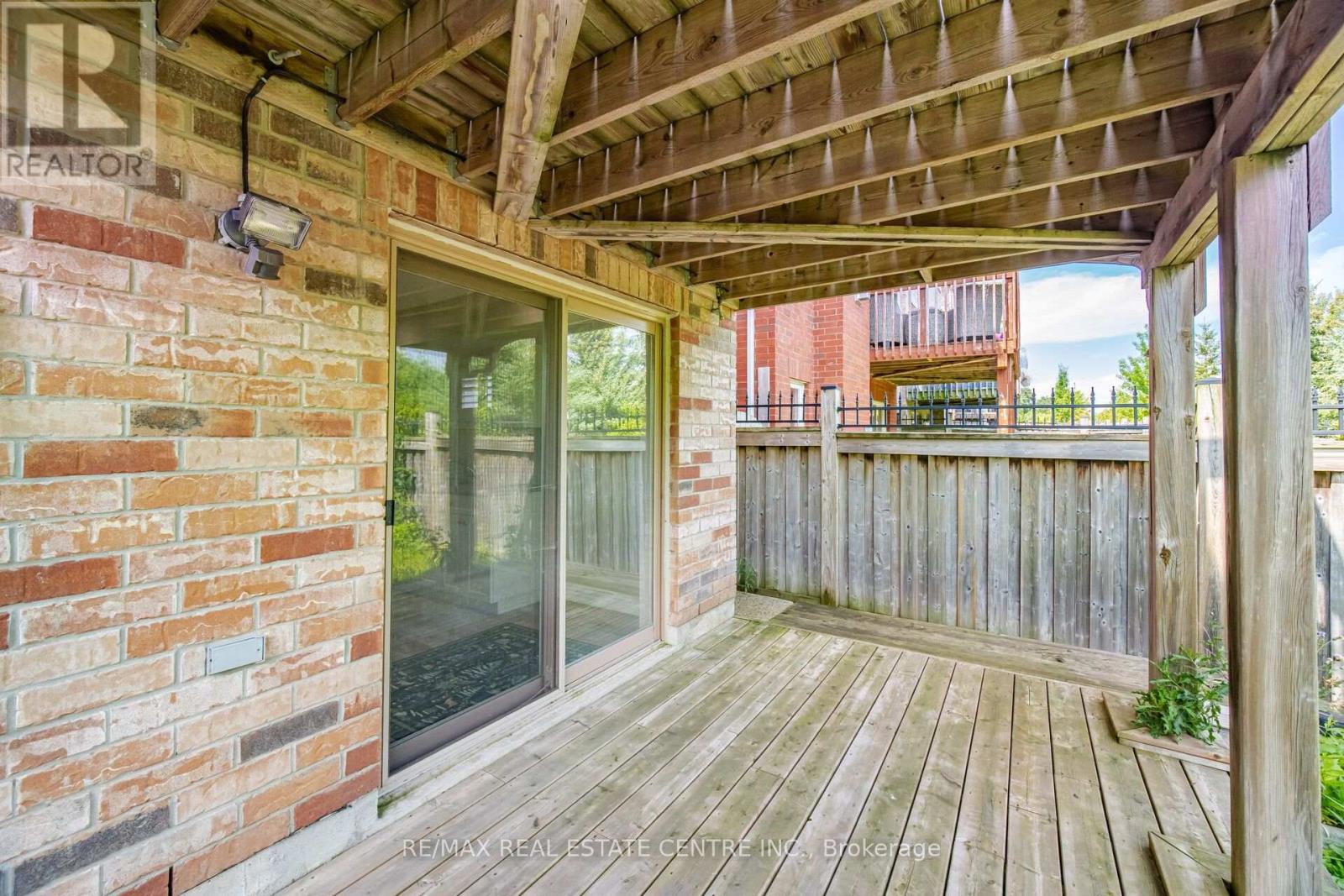 2425 QUETICO CRESCENT - 47