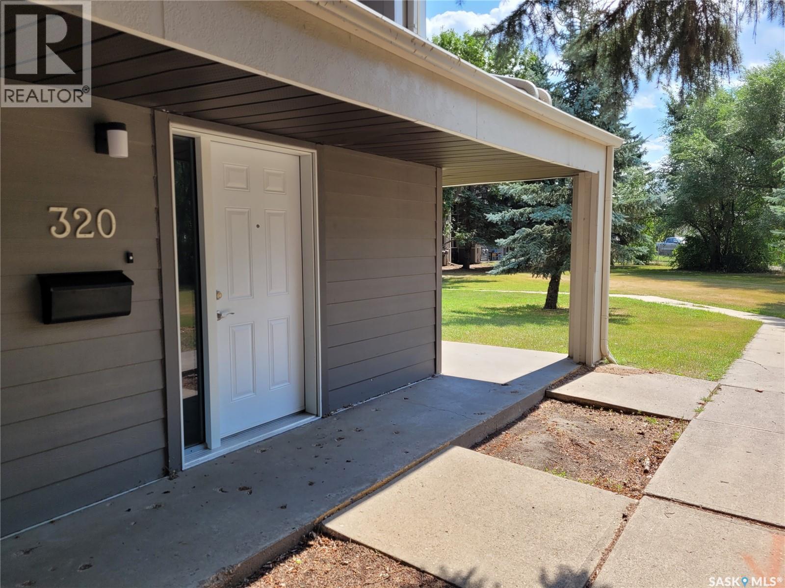 #320 510 Prairie AVENUE - 2