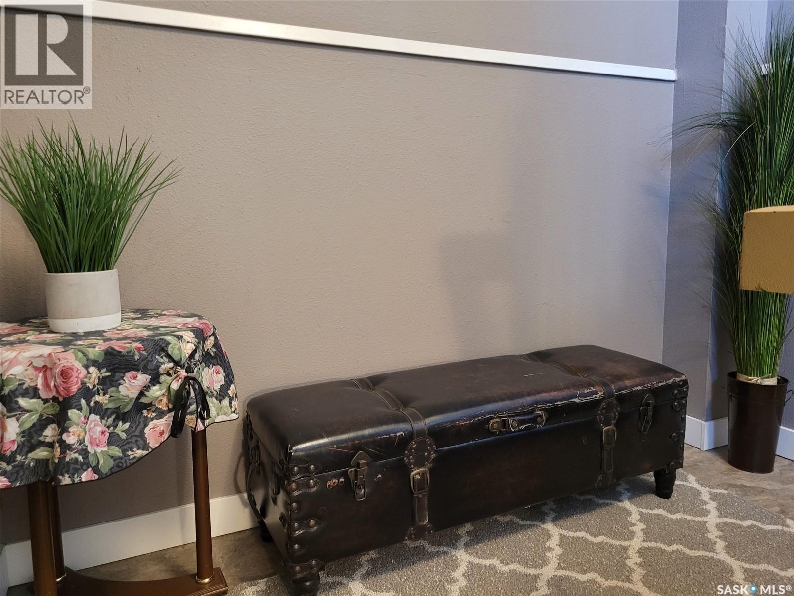 #320 510 Prairie AVENUE - 3