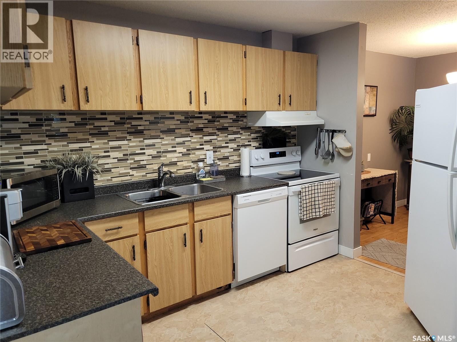 #320 510 Prairie AVENUE - 8