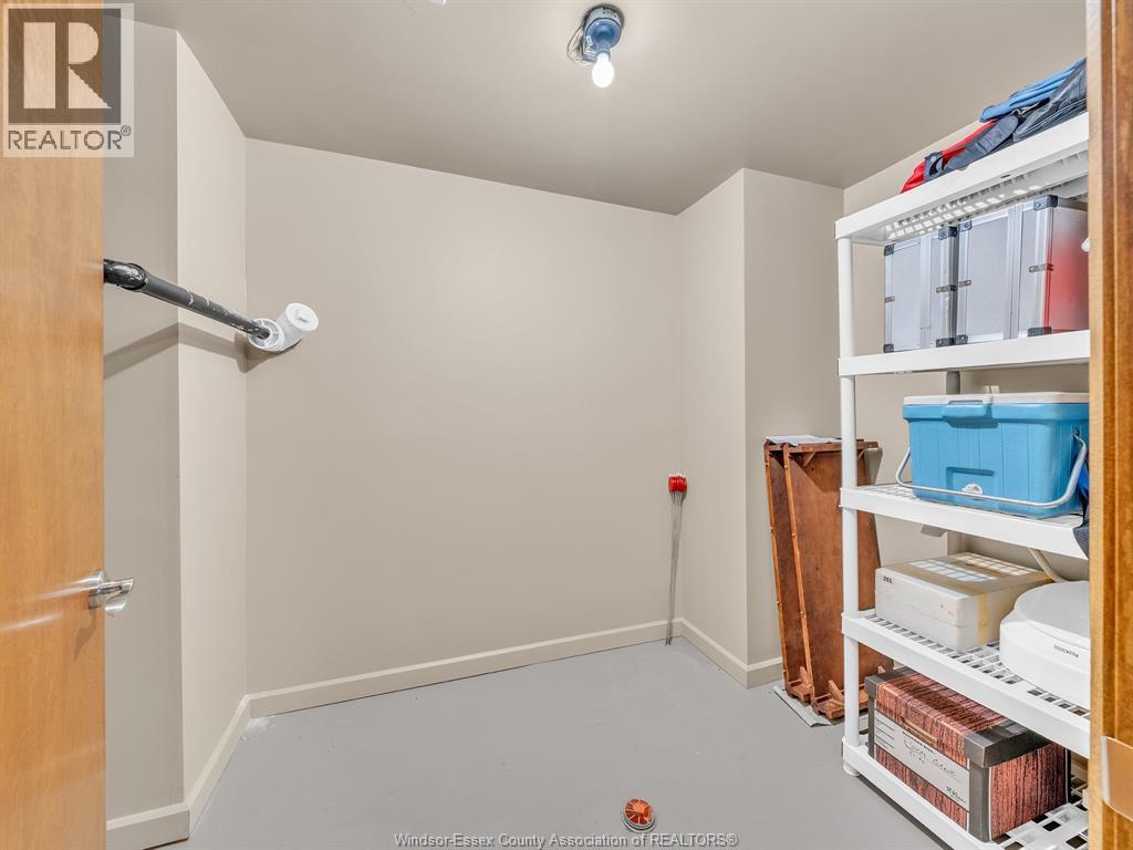 58 FAIRWAY CRESCENT - Image 38