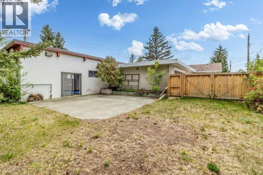 3515 43A Avenue - Image 39