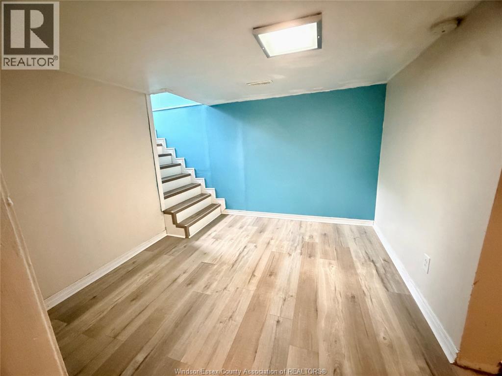 1670 ALBERT - Image 13