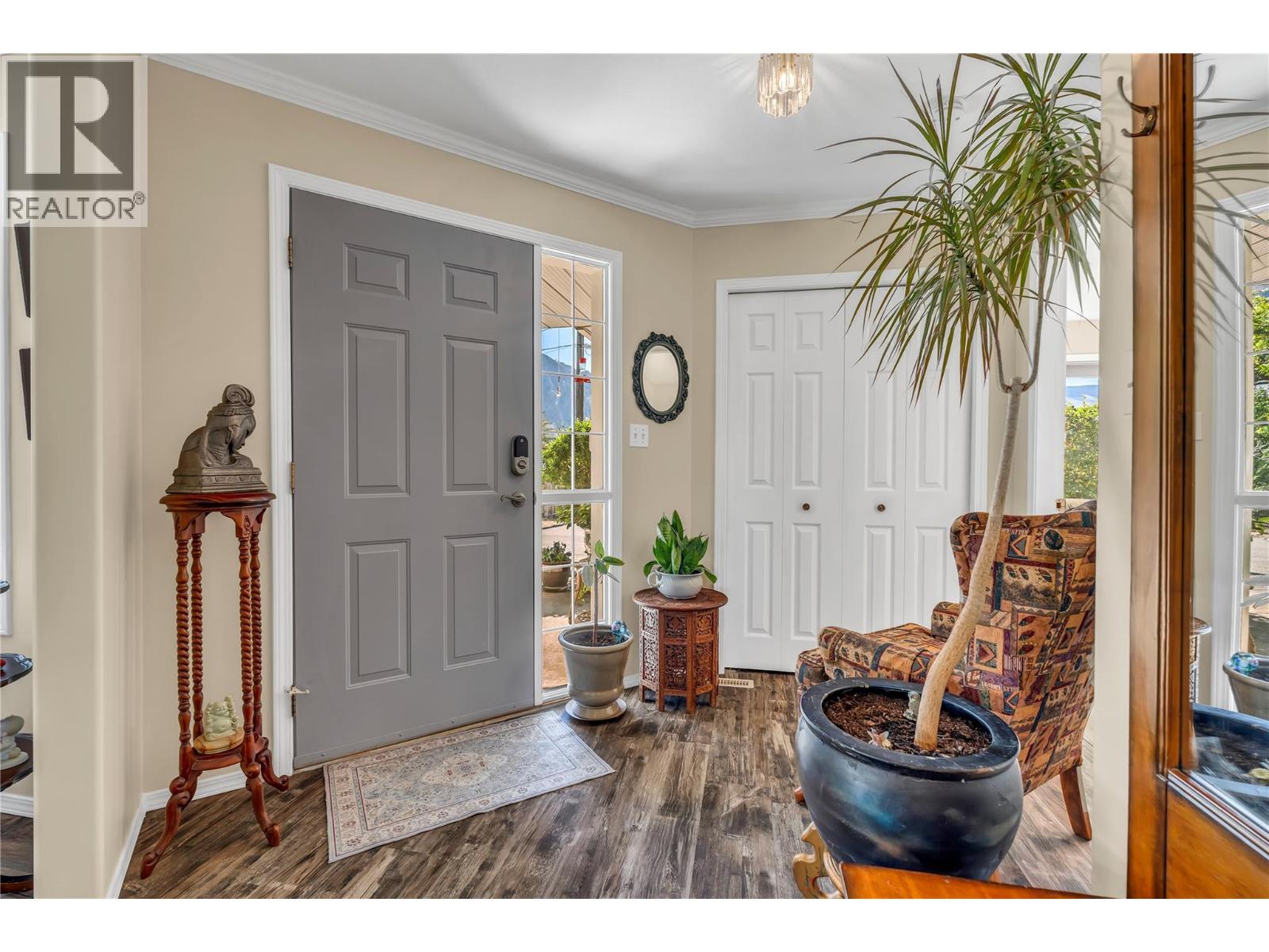 522 Vansanten Road Unit# 1, Keremeos