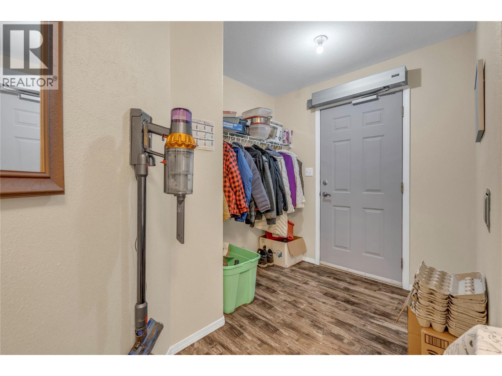 522 Vansanten Road Unit# 1, Keremeos