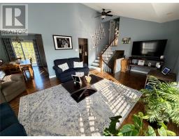 1 Mayor Avenue thumbnail 6