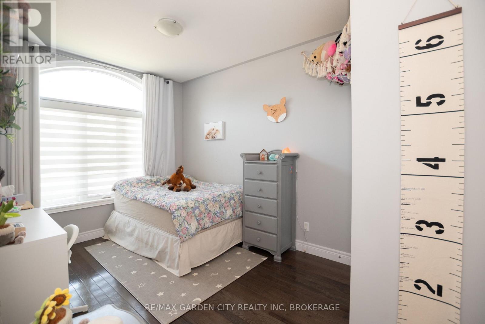 4073 VILLAGE CREEK DRIVE - 24