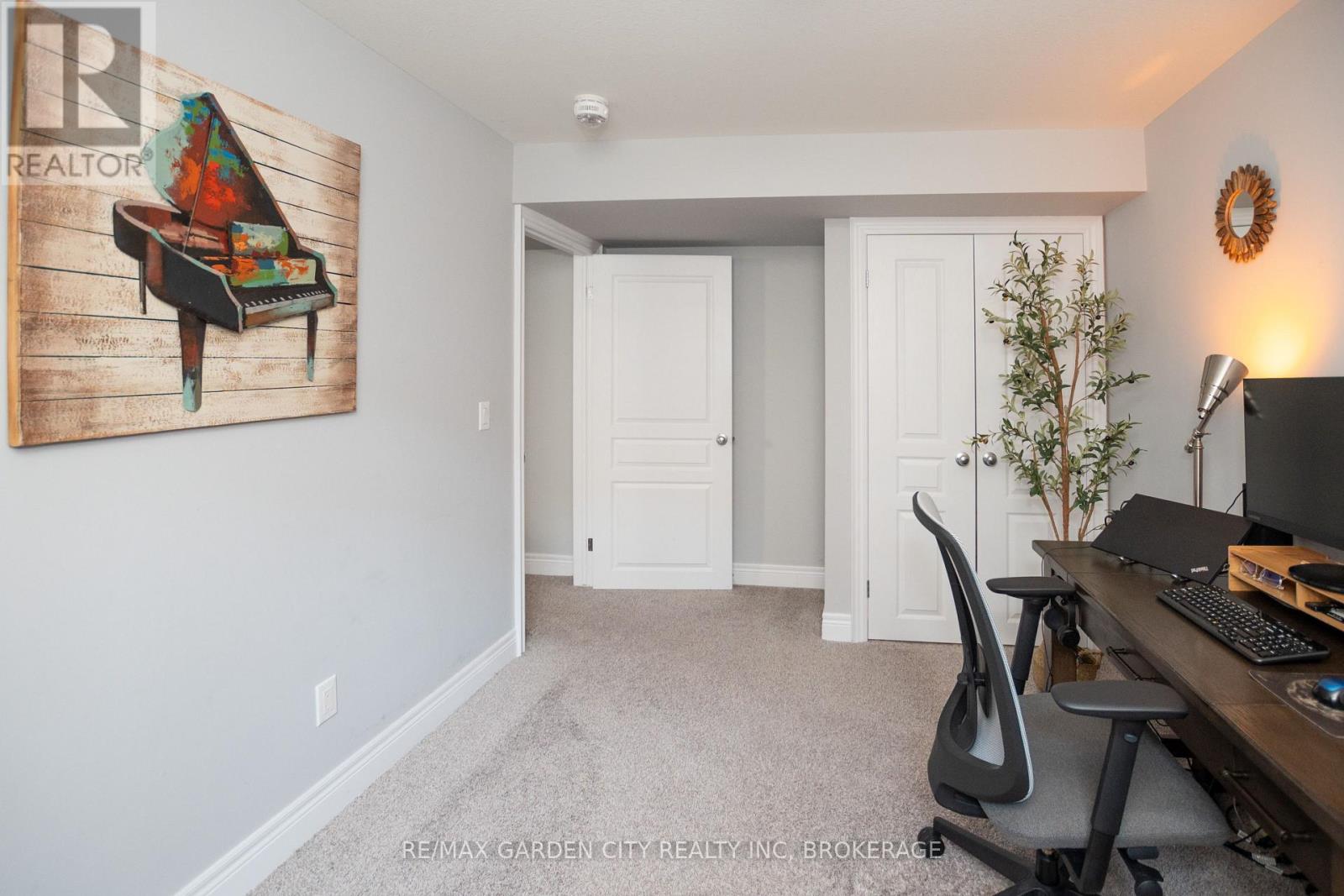 4073 VILLAGE CREEK DRIVE - 34