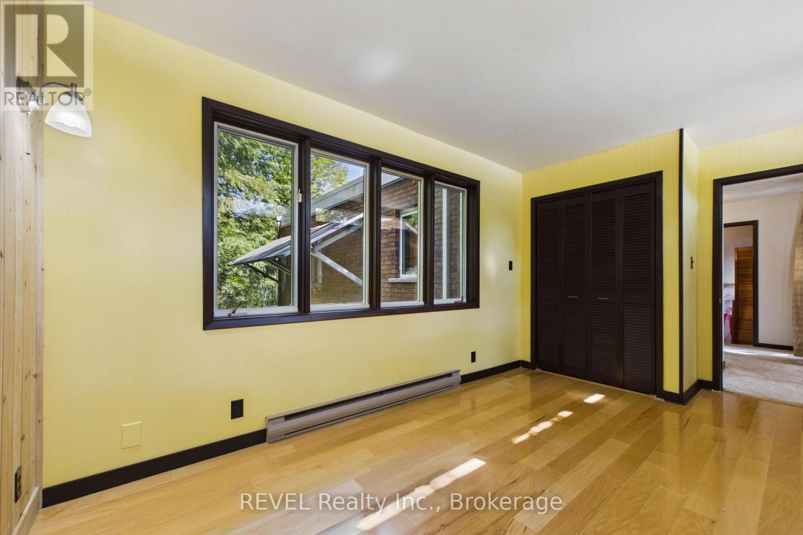 370 SEGWUN BOULEVARD - 23