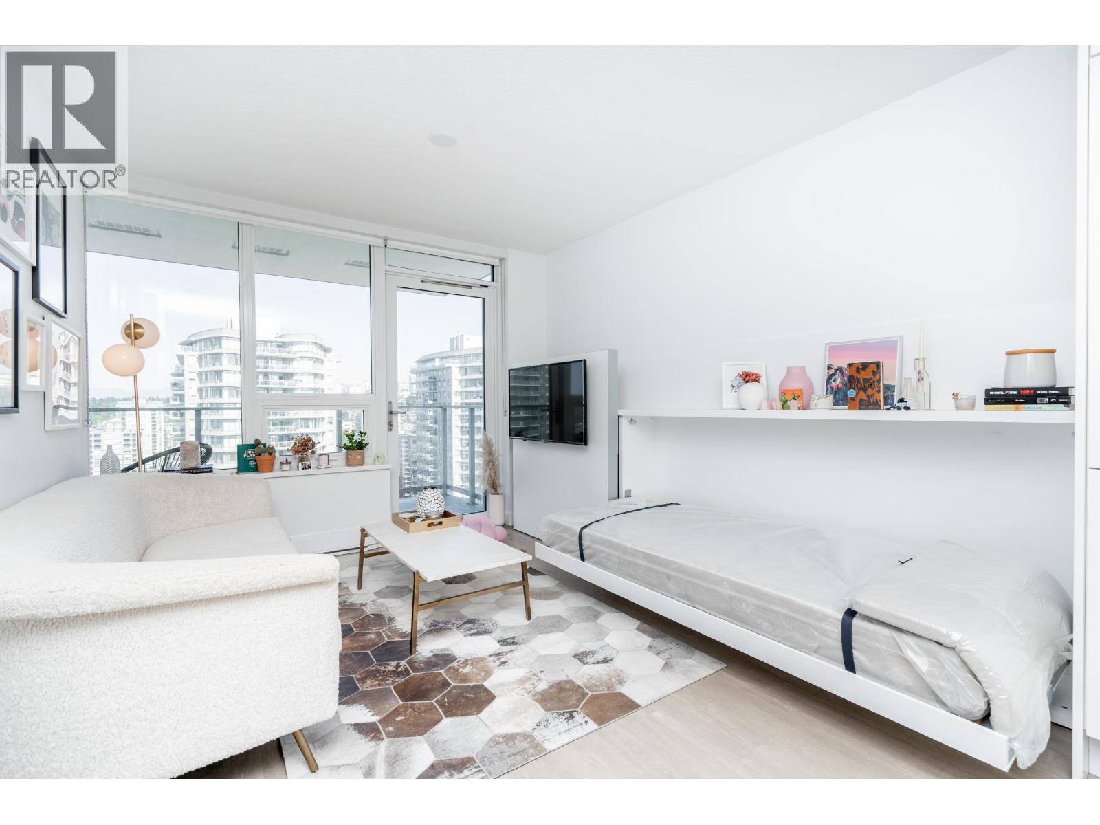 2810 908 QUAYSIDE DRIVE, New Westminster