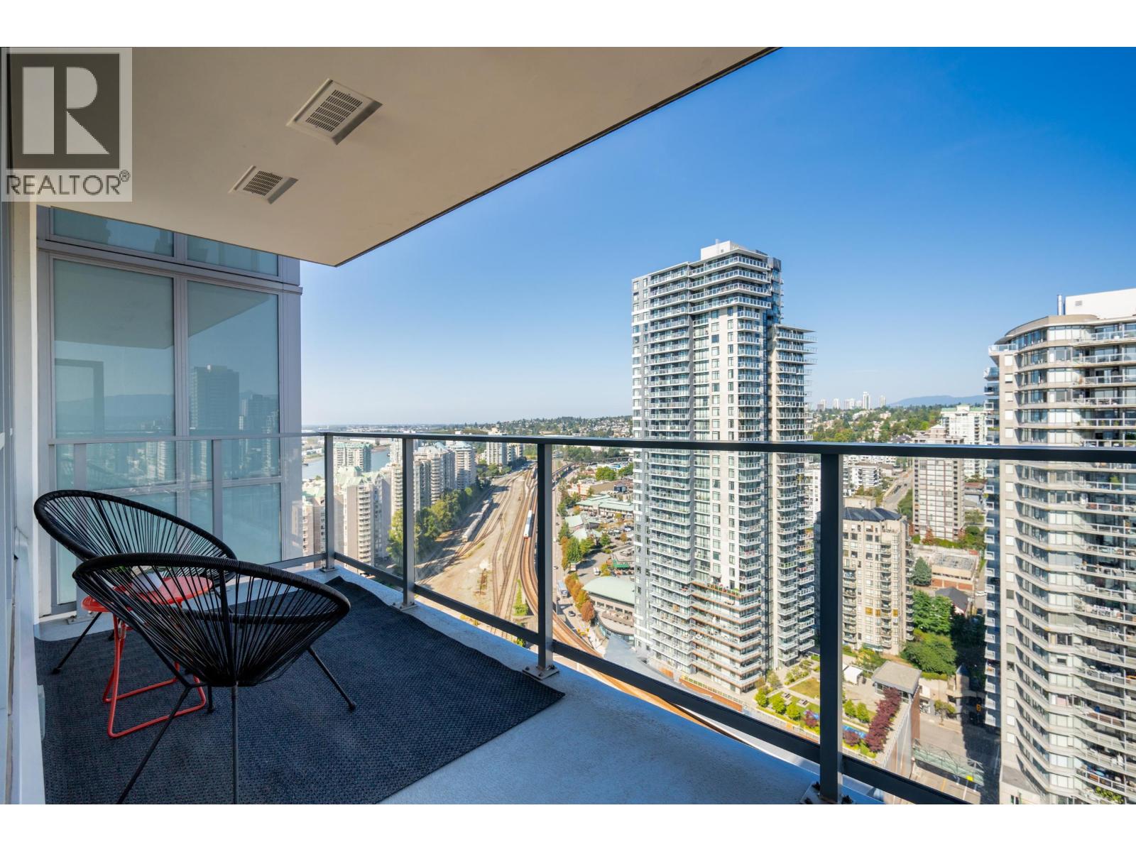 2810 908 QUAYSIDE DRIVE, New Westminster