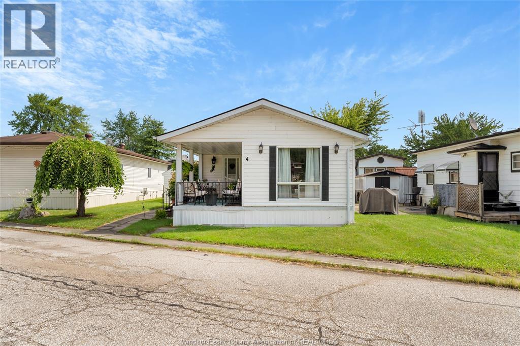 4 ROBIN COURT - 1