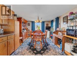 4 Robin Court, Lakeshore, ON N8N2V9 Photo 10