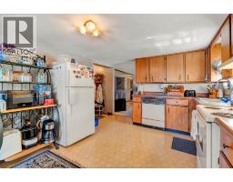 4 Robin Court, Lakeshore, ON N8N2V9 Photo 13