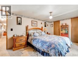 4 Robin Court, Lakeshore, ON N8N2V9 Photo 18