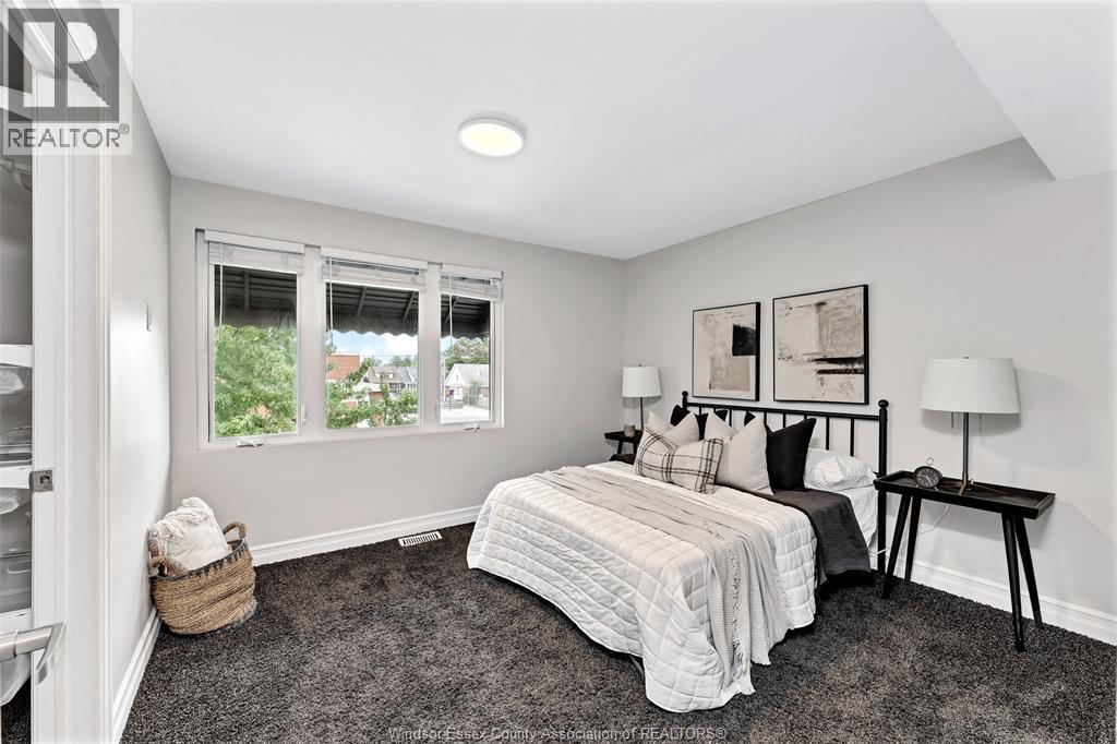 1362 ELSMERE - Image 19