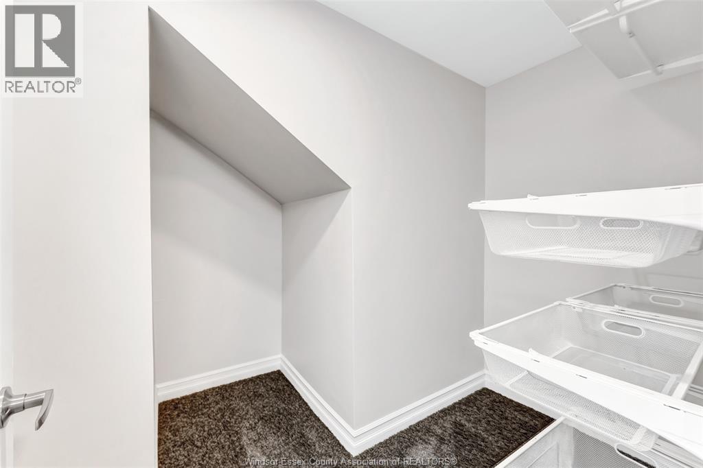 1362 ELSMERE - 20