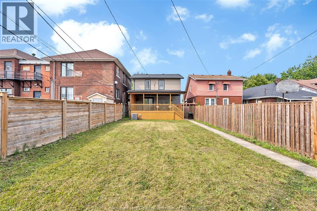 1362 ELSMERE - Image 27