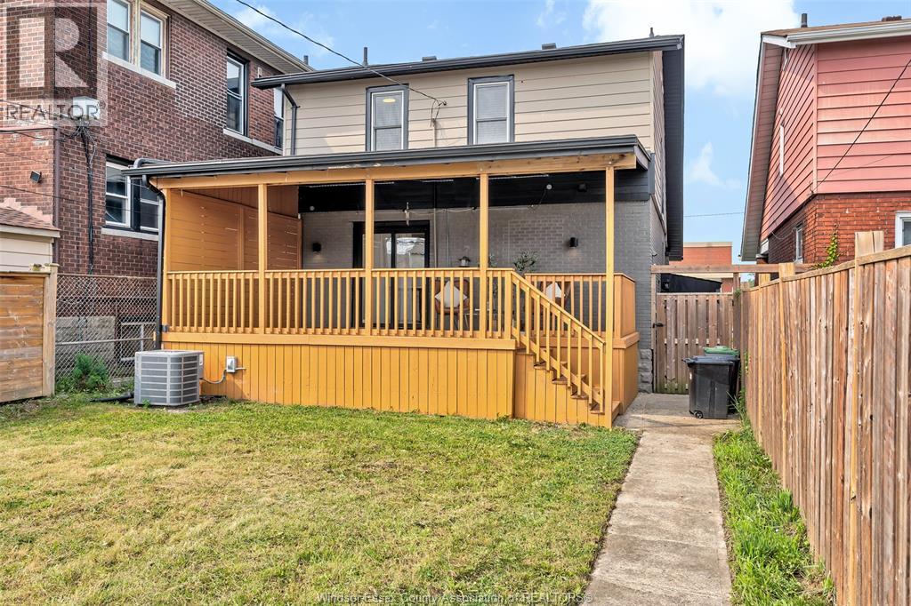 1362 ELSMERE - Image 28