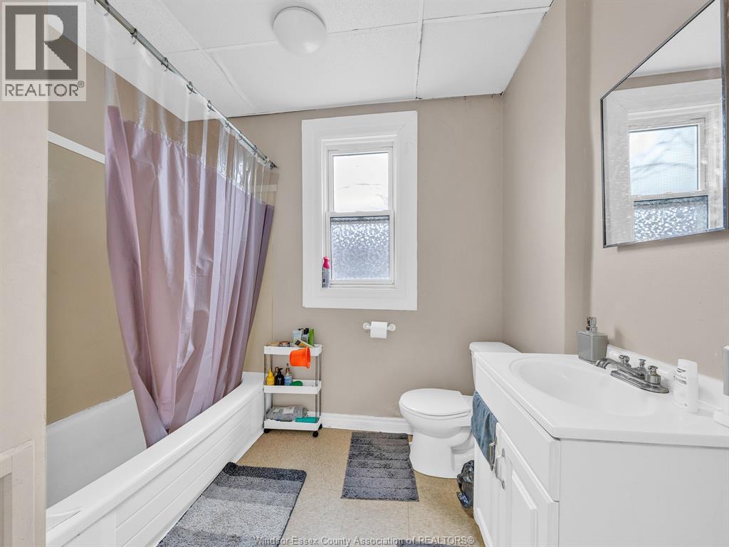 751 WINDSOR AVENUE - Image 27