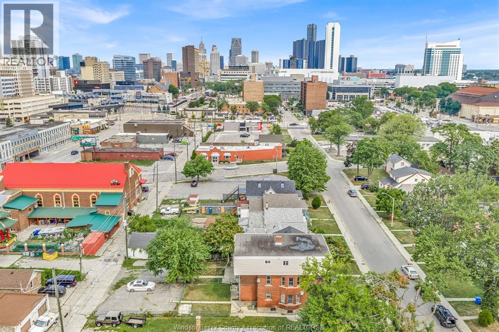 751 WINDSOR AVENUE - Image 3