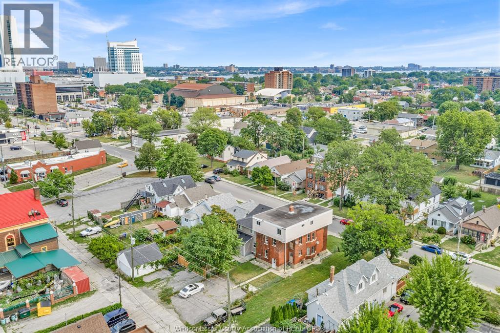 751 WINDSOR AVENUE - 4