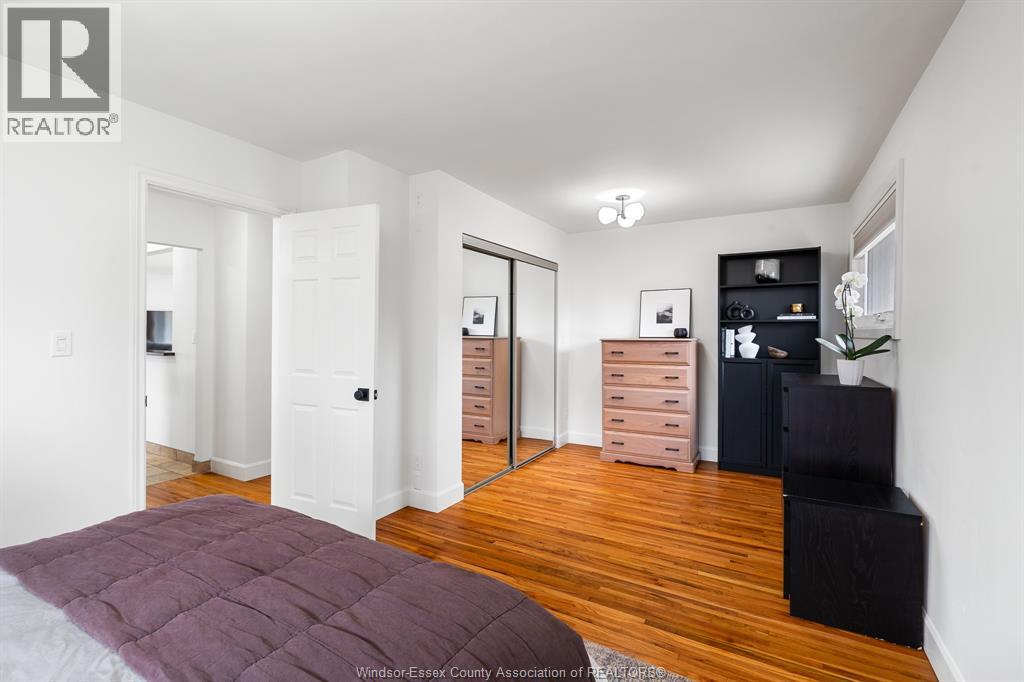 735 Lounsborough - 19