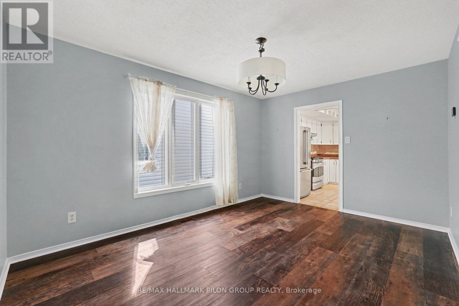 5 Bed, 4 Bath House for Sale in Ottawa – 182 TWYFORD STREET, Ottawa – MLS# X13662014 - Image 6