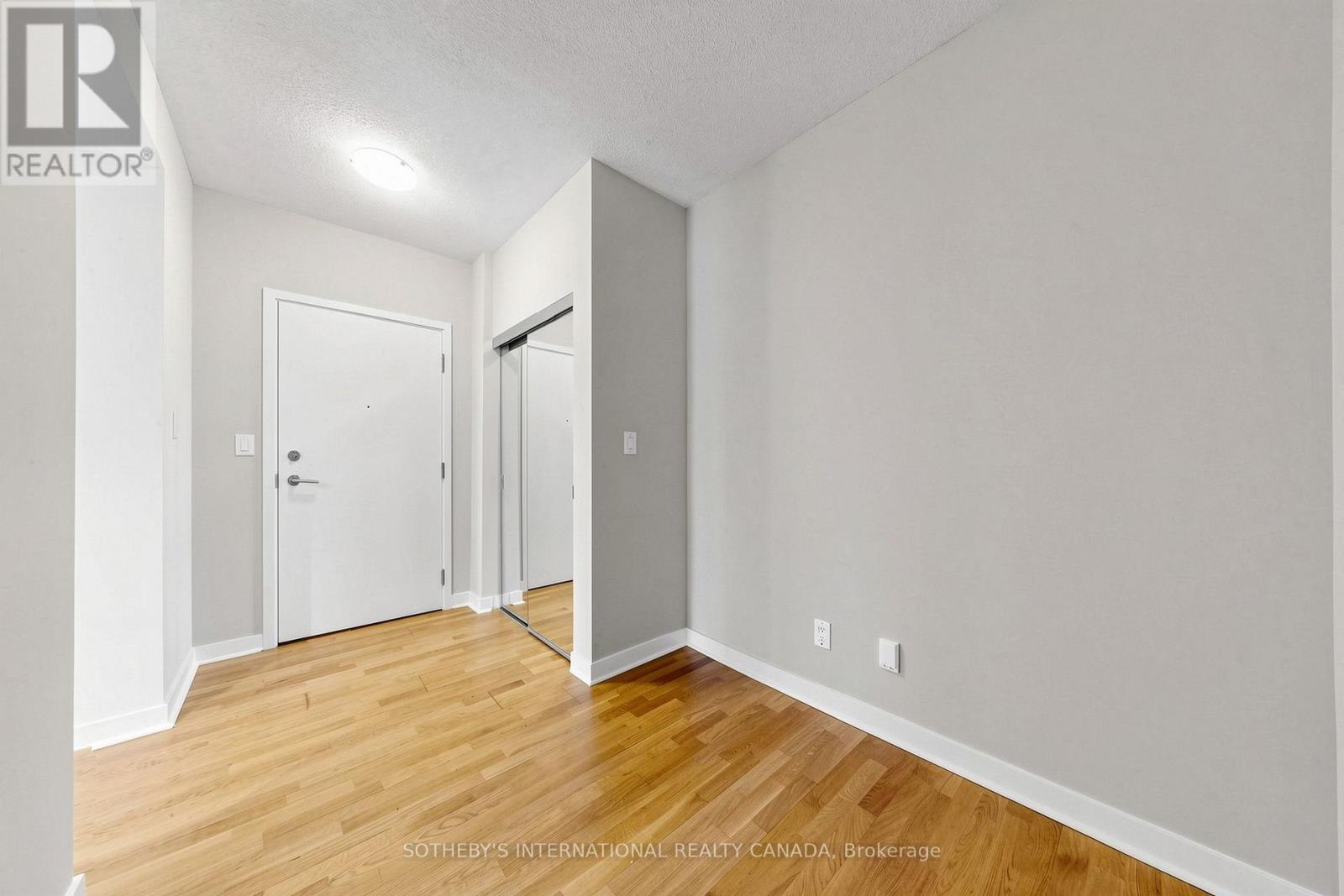#3906 295 ADELAIDE STREET W - 23