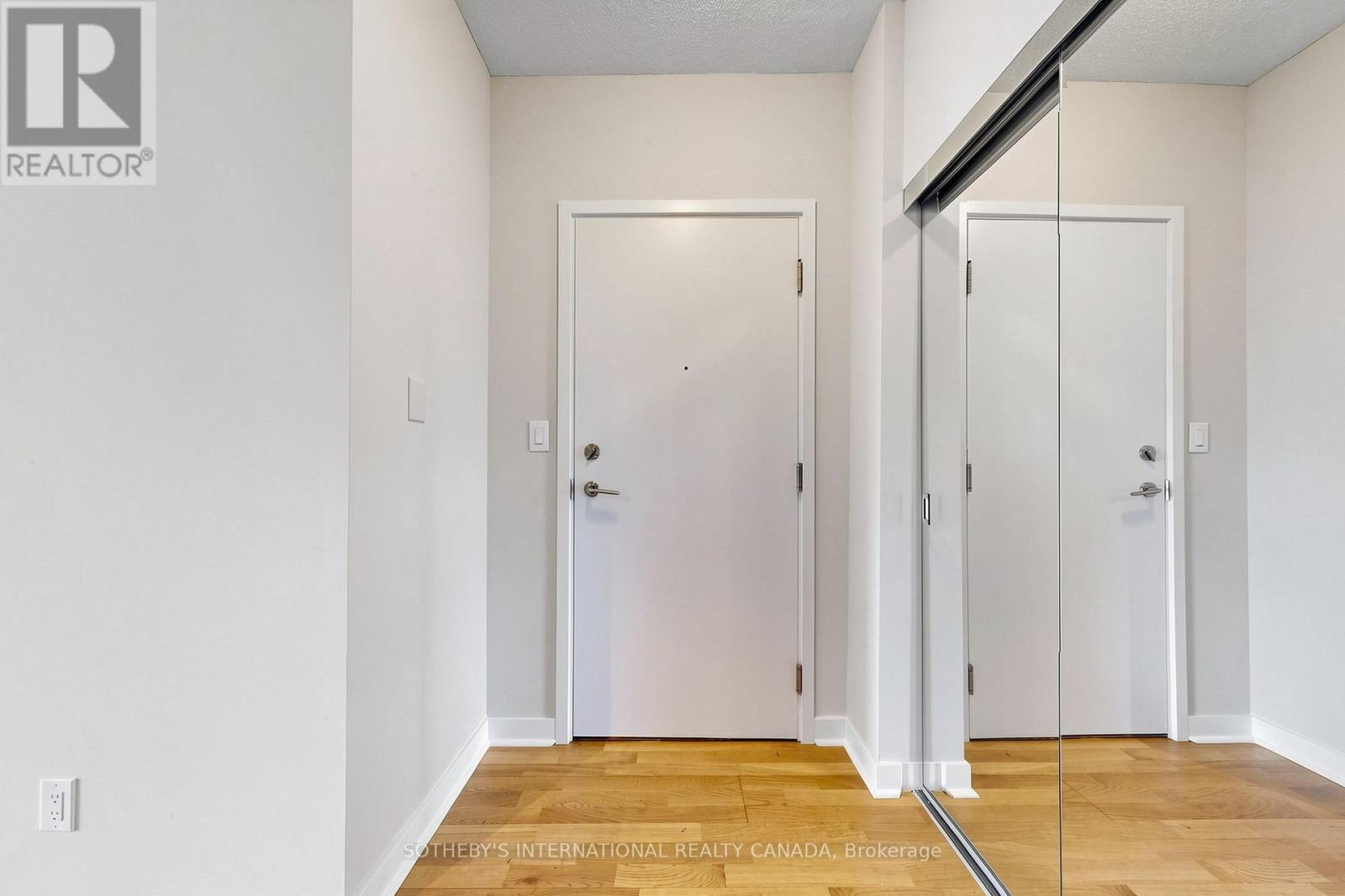 #3906 295 ADELAIDE STREET W - Image 27