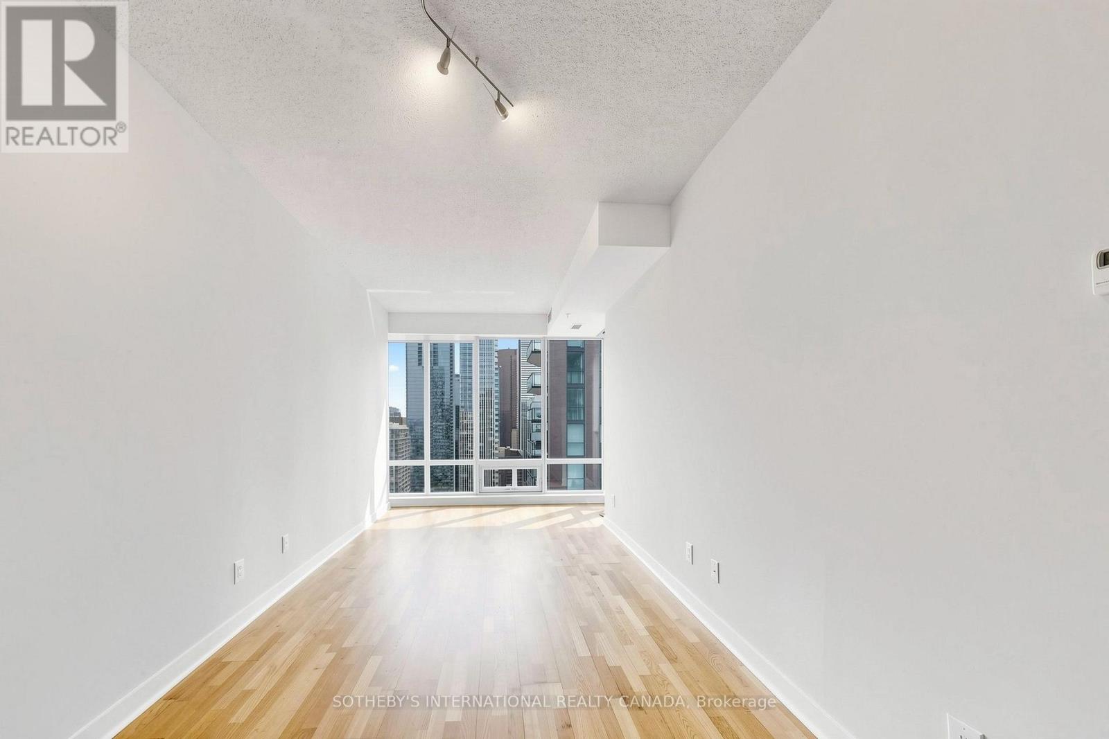 #3906 295 ADELAIDE STREET W - 6