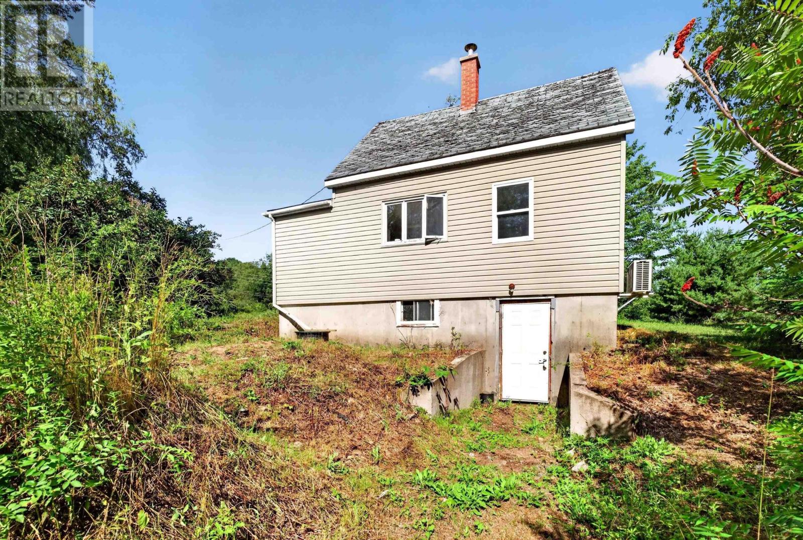 82 Cemetery Road - 15