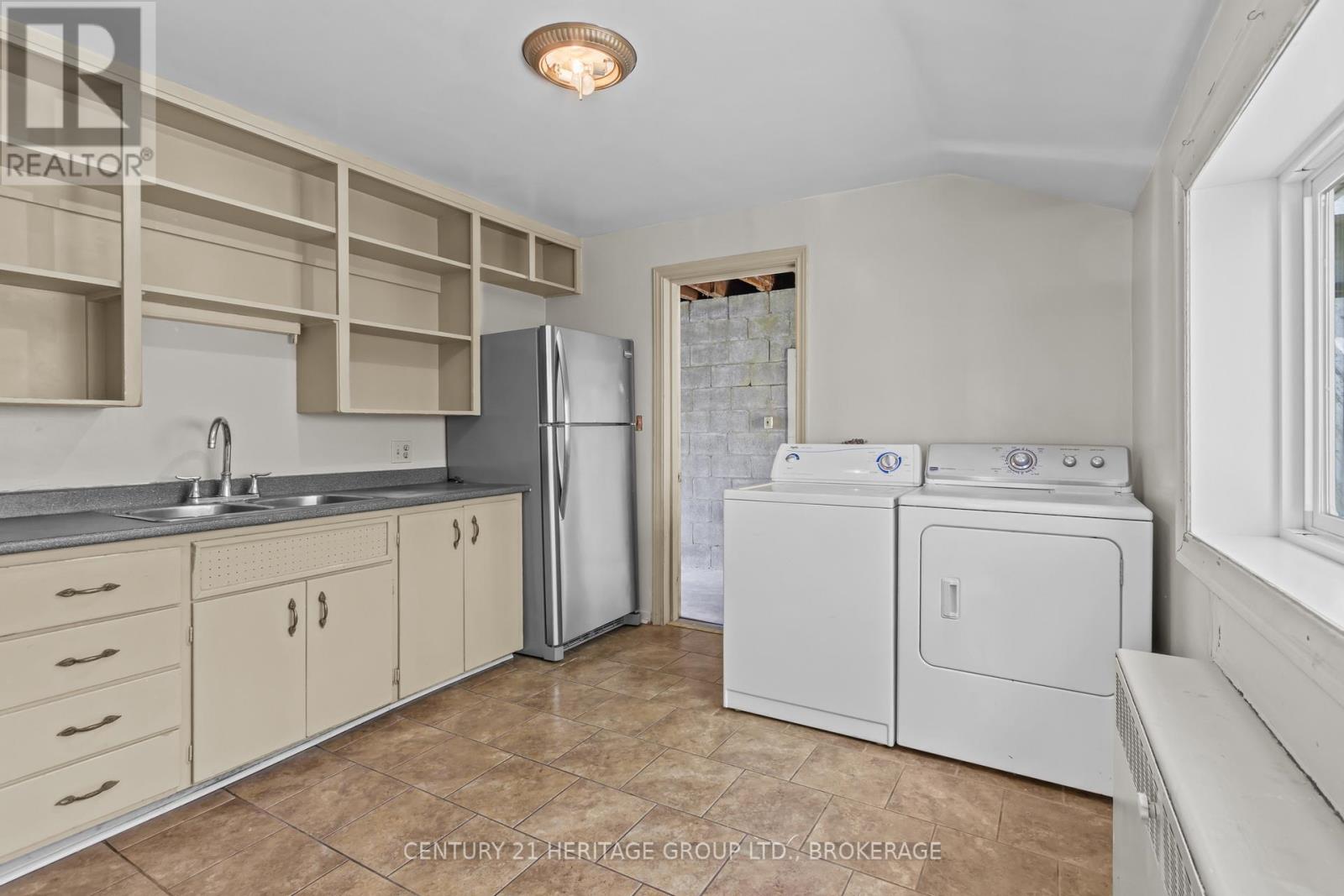 135 JAMES STREET - Image 14