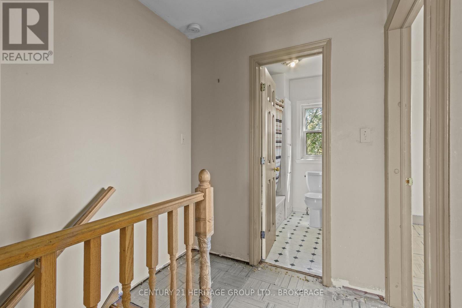 135 JAMES STREET - 22