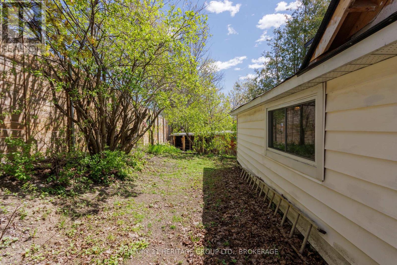 135 JAMES STREET - 28