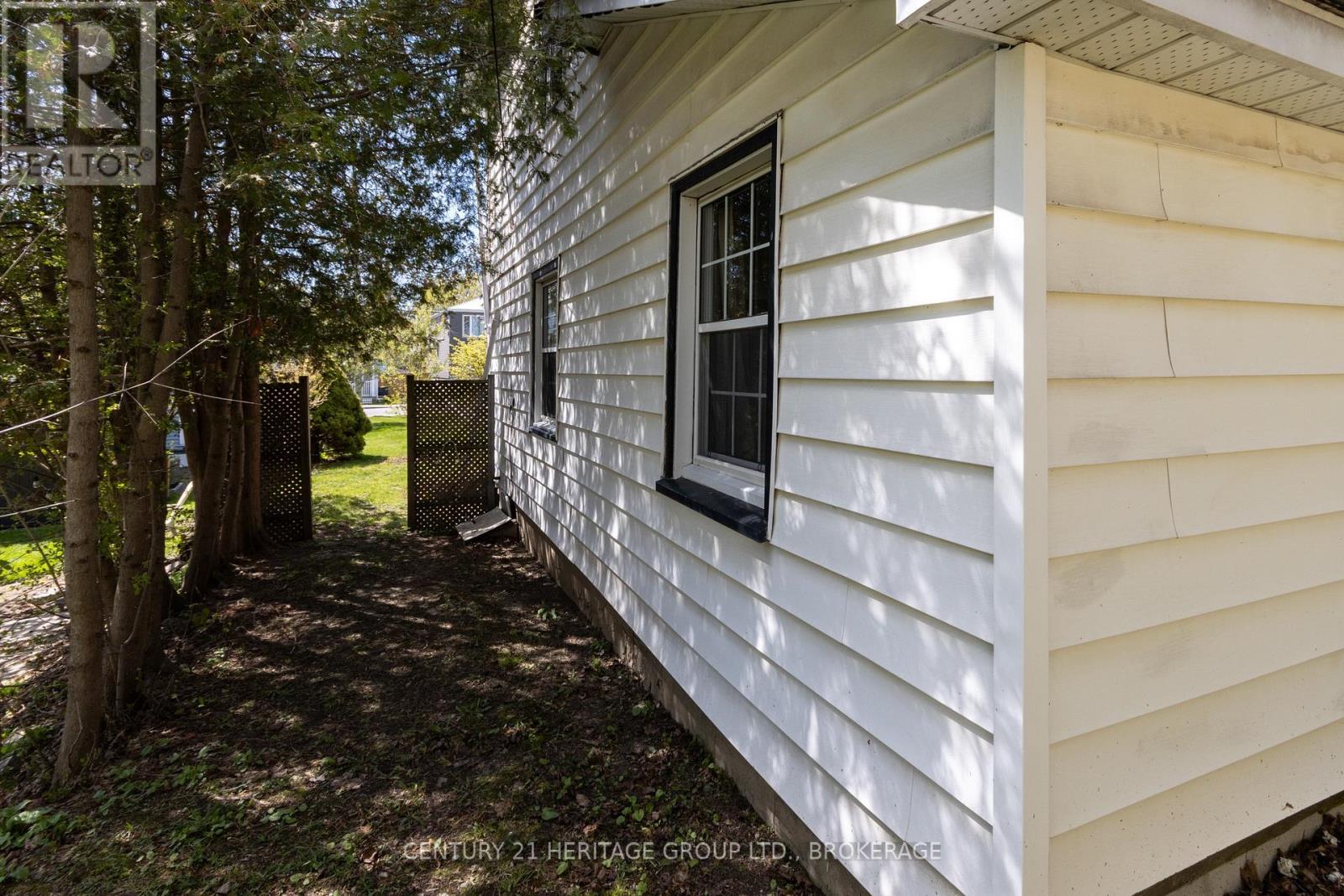 135 JAMES STREET - Image 30