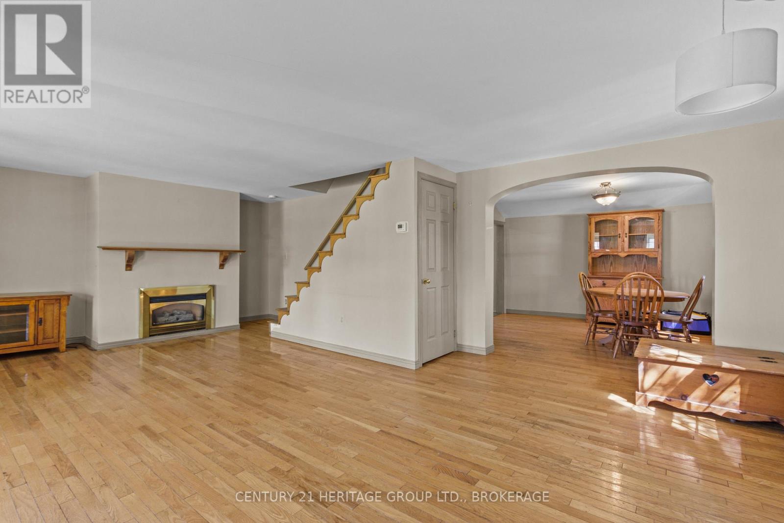 135 JAMES STREET - Image 9