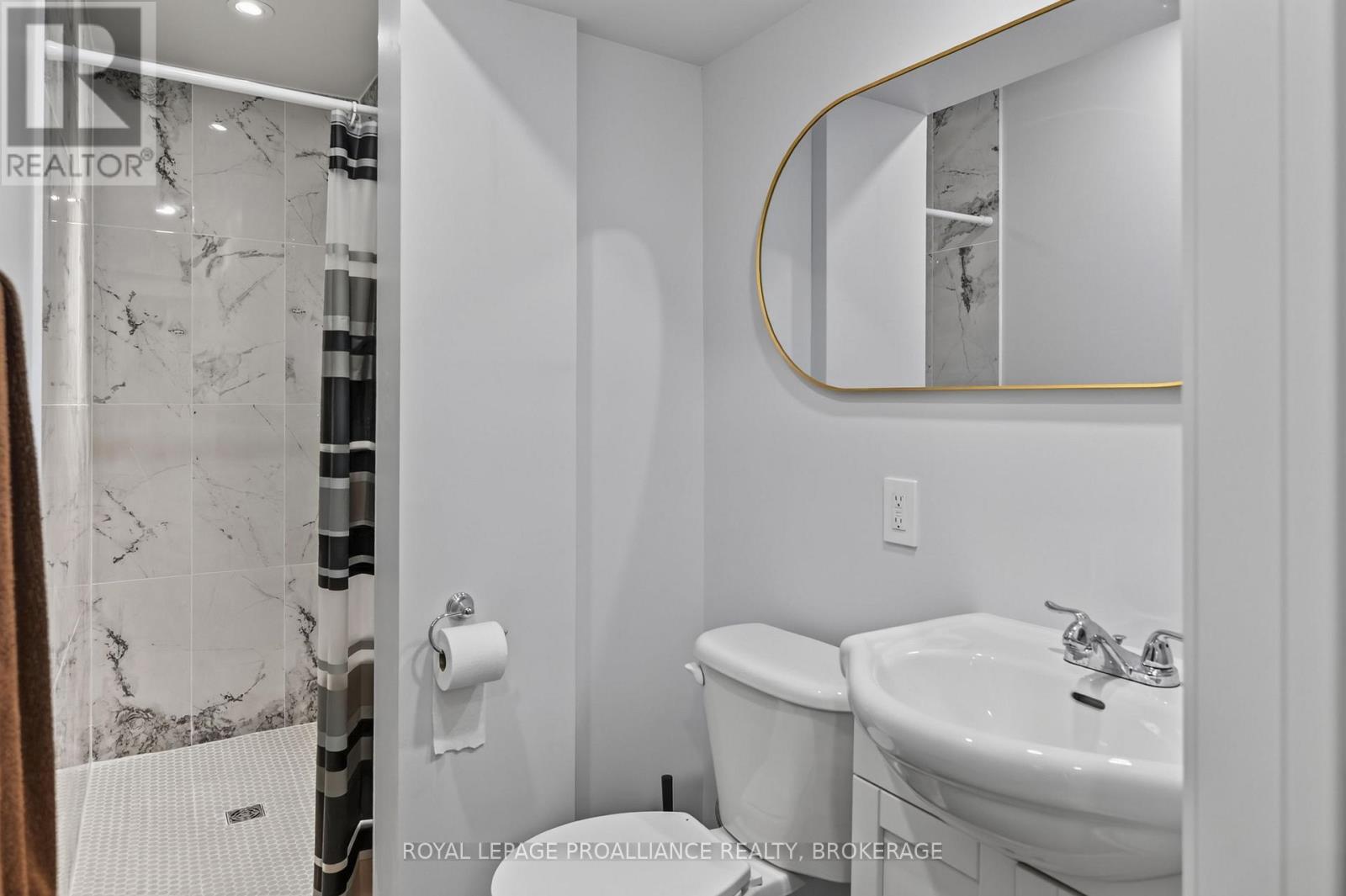 500 BROCK STREET - Image 11