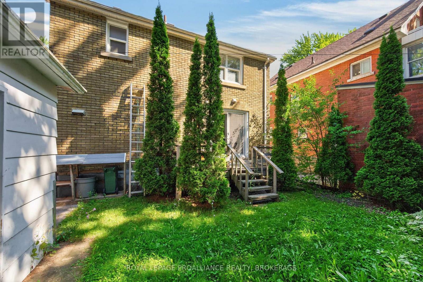 500 BROCK STREET - Image 27