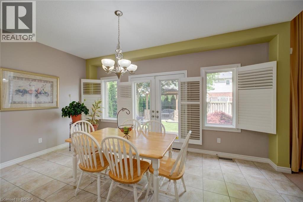 44 MCQUEEN Drive - Image 10