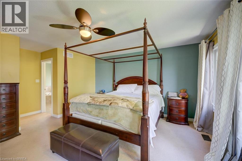 44 MCQUEEN Drive - Image 22