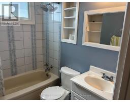 ( Main Floor ) - 145 Tulloch Drive, Ajax, ON L1S2S7 Photo 17