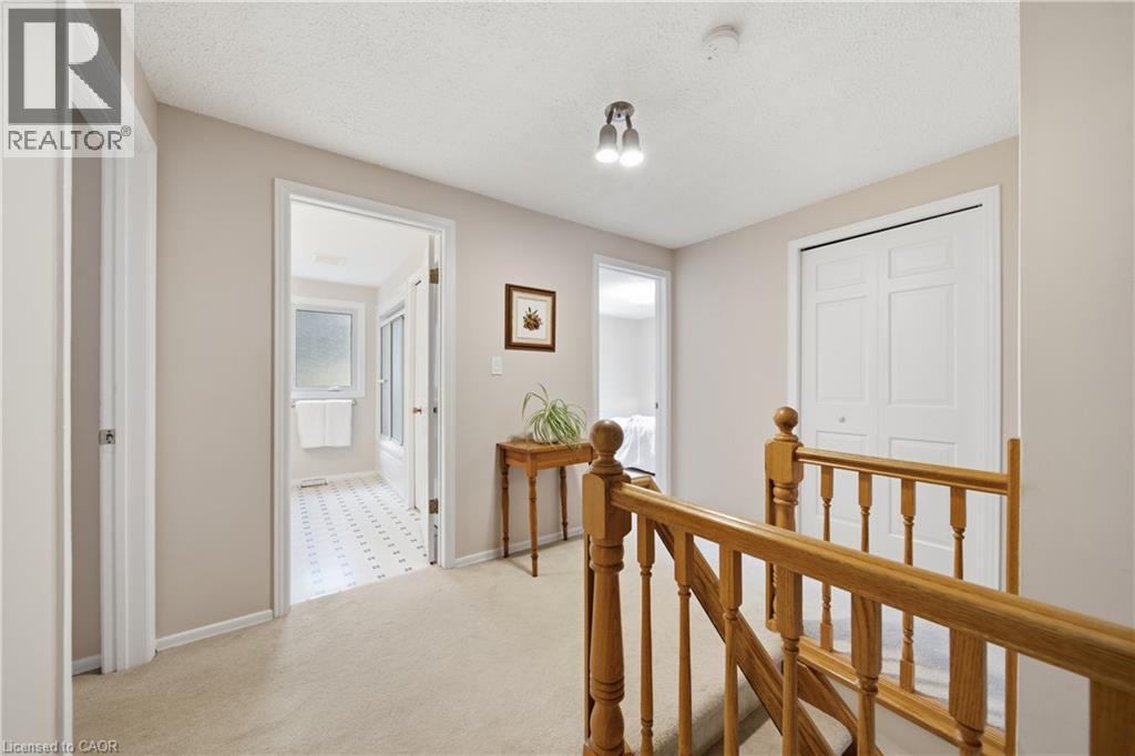 32 WAVERLEY Drive - Image 20