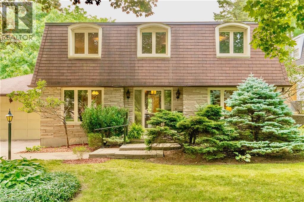 32 WAVERLEY Drive - 3