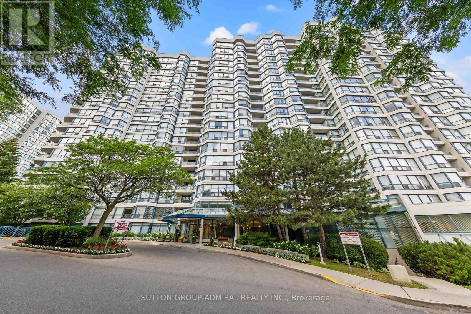 #1801 7300 YONGE STREET - 3