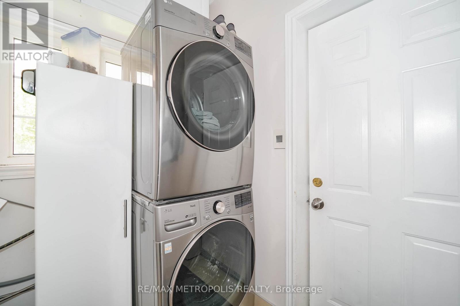 114 SELWYN ROAD - Image 43