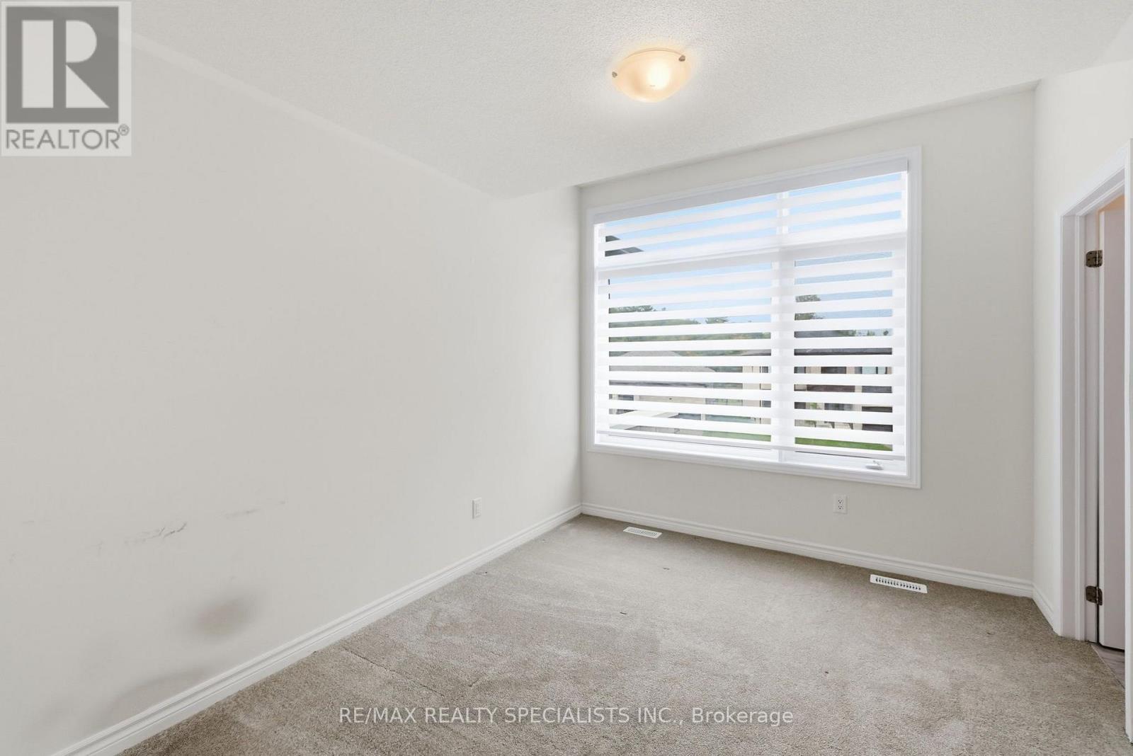 147 ROSANNE CIRCLE - Image 44