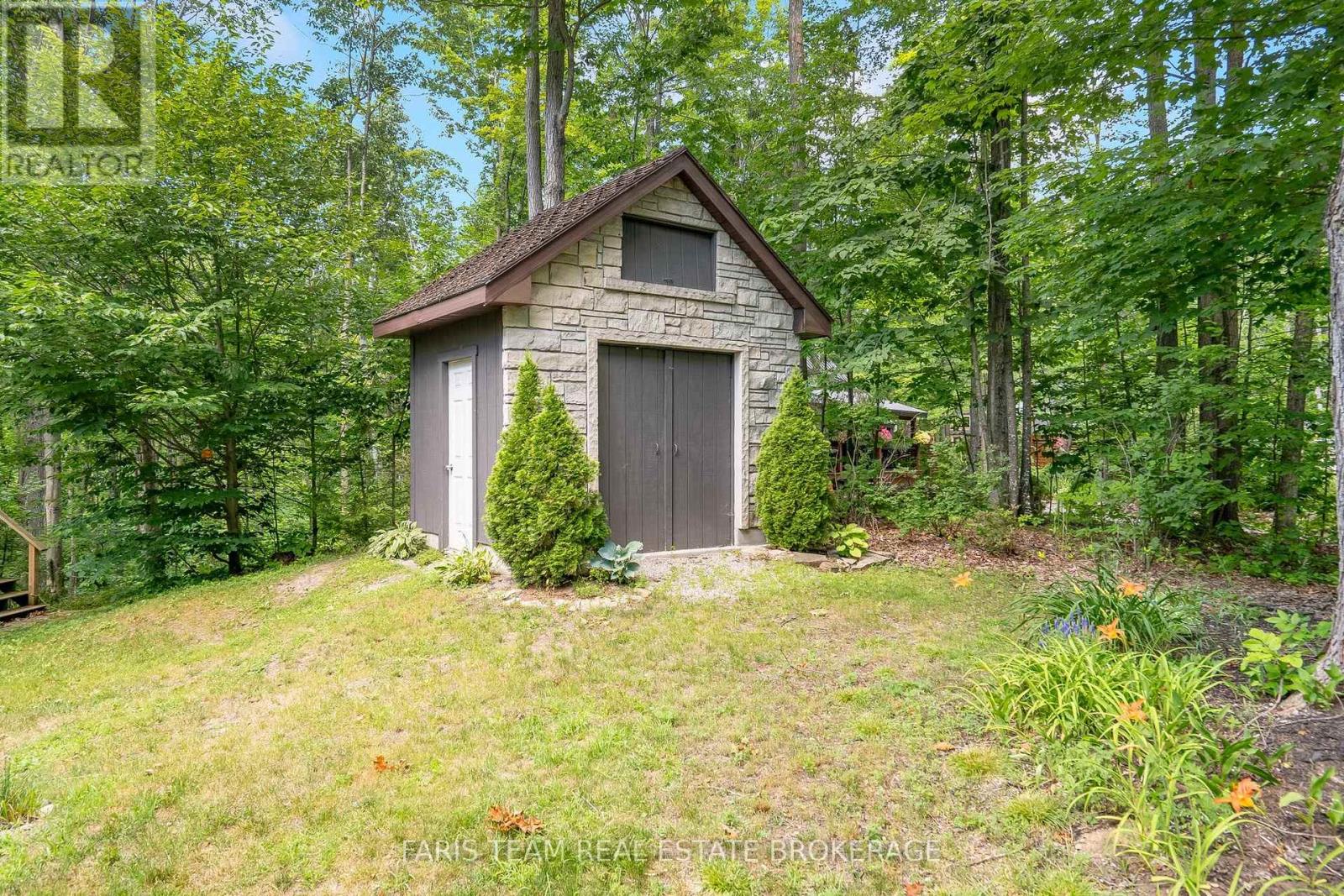 49 HURONWOODS DRIVE - Image 38